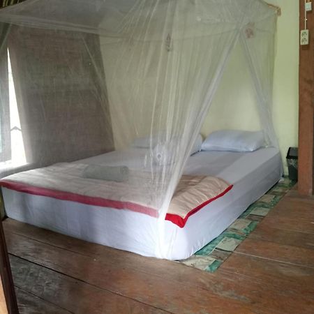 Landak River Guest House Only Trekking With Us Bukit Lawang Exterior foto